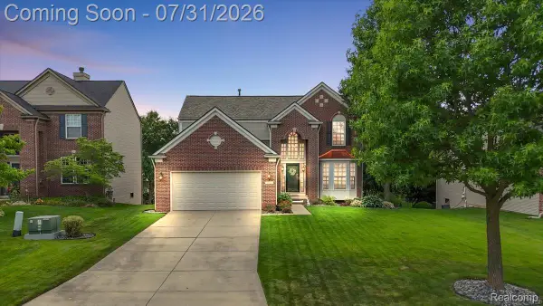 4261 Merriman Loop, Howell, MI 48843