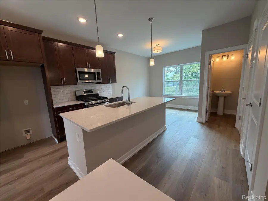 751 Canterbury Lane, Troy, MI 48085 - #3