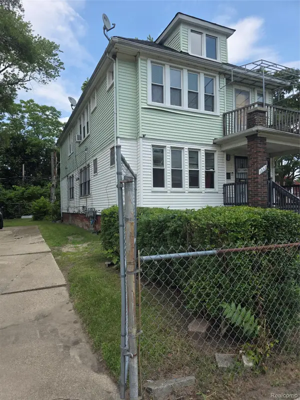 1350 S Drexel Street, Detroit, MI 48215