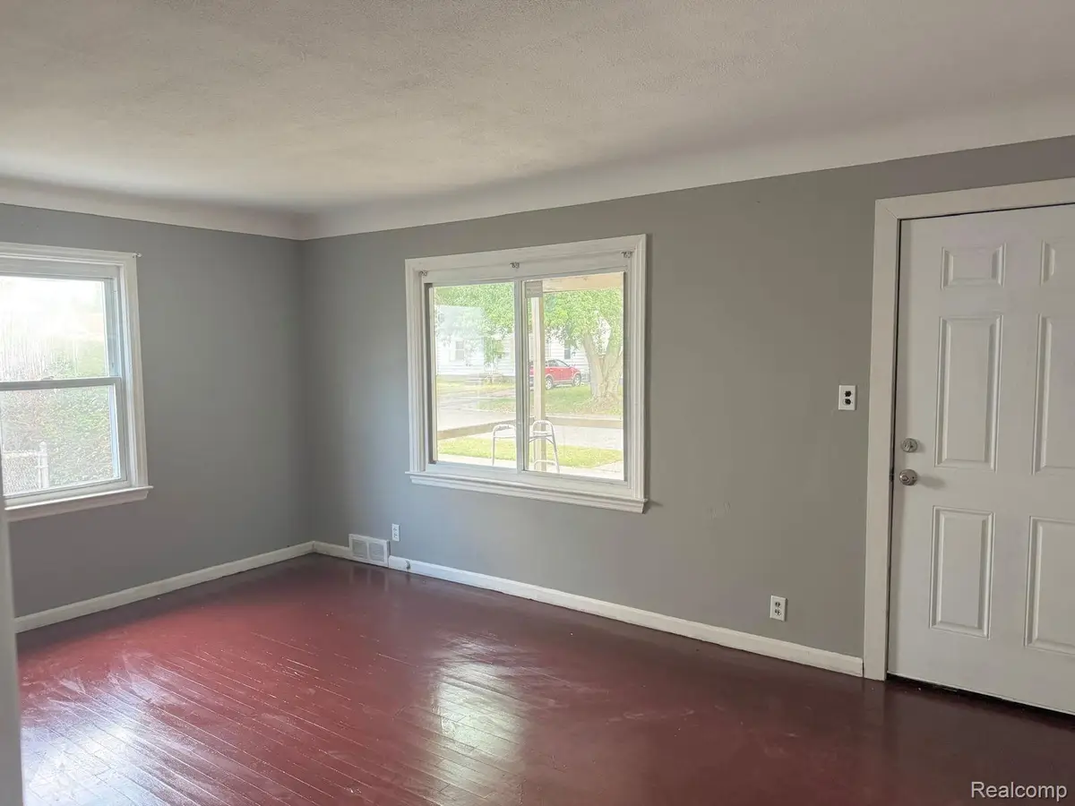 640 Crawford Street, Flint, MI 48507 - #1