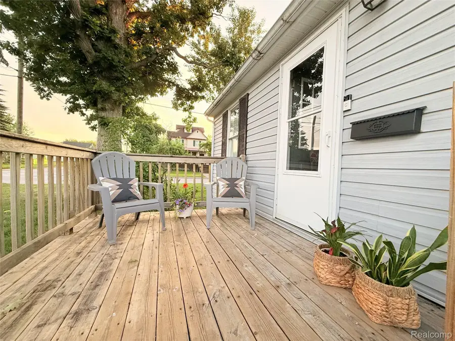 128 W 10th Avenue, Sault Ste Marie, MI 49783 - #2