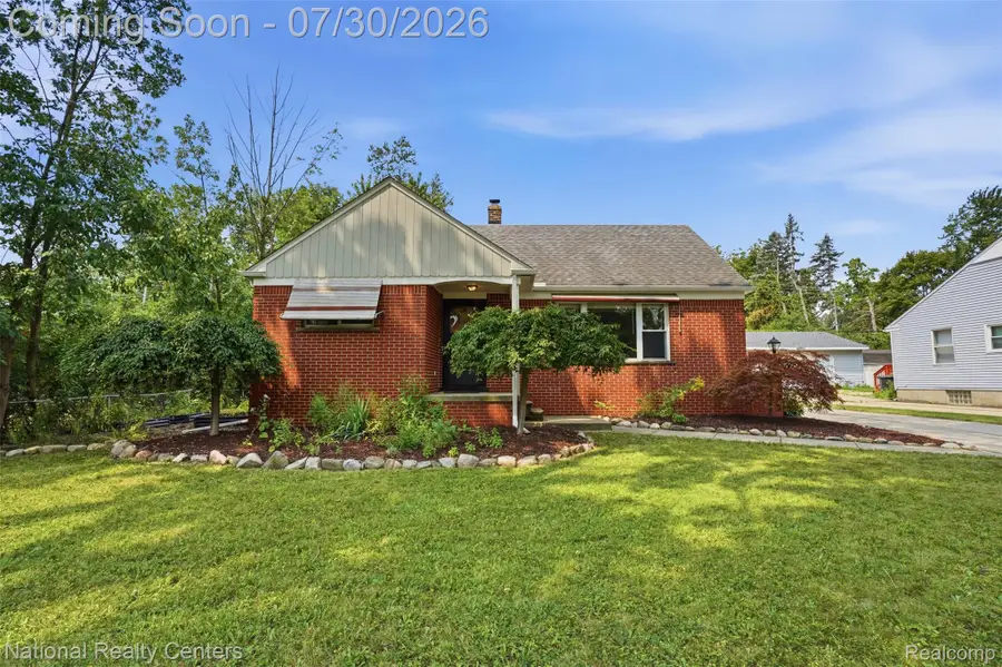 30129 Fairfax Street, Southfield, MI 48076 - #2