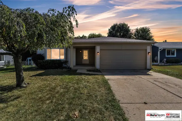 352 Winchester Street, SouthLyon, MI 48178