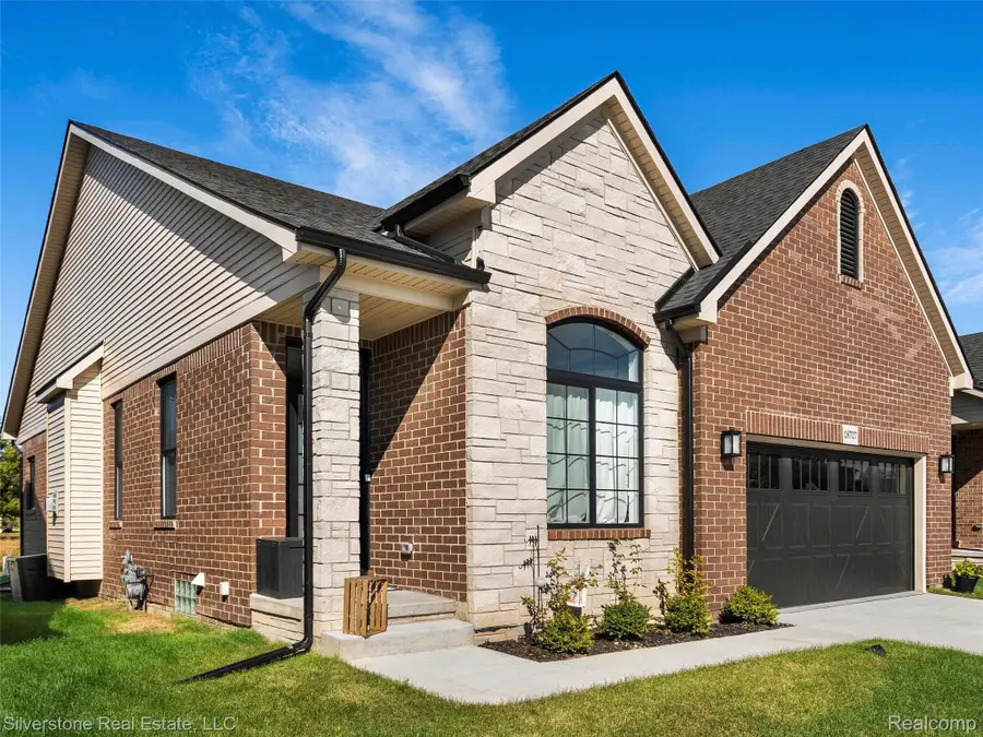 18727 Saint Matthew Drive, Macomb, MI 48042 - #3