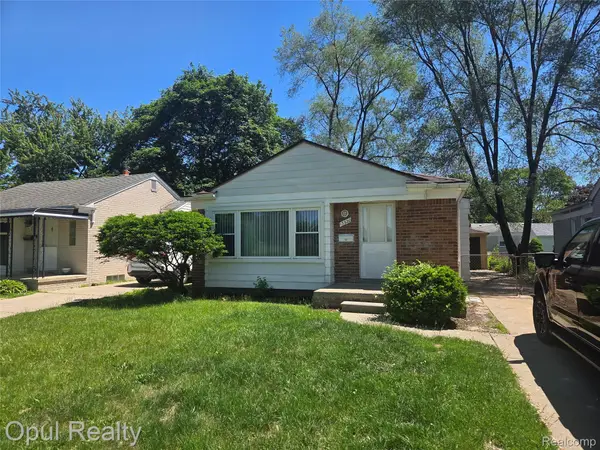 13520 Fenton, Redford, MI 48239