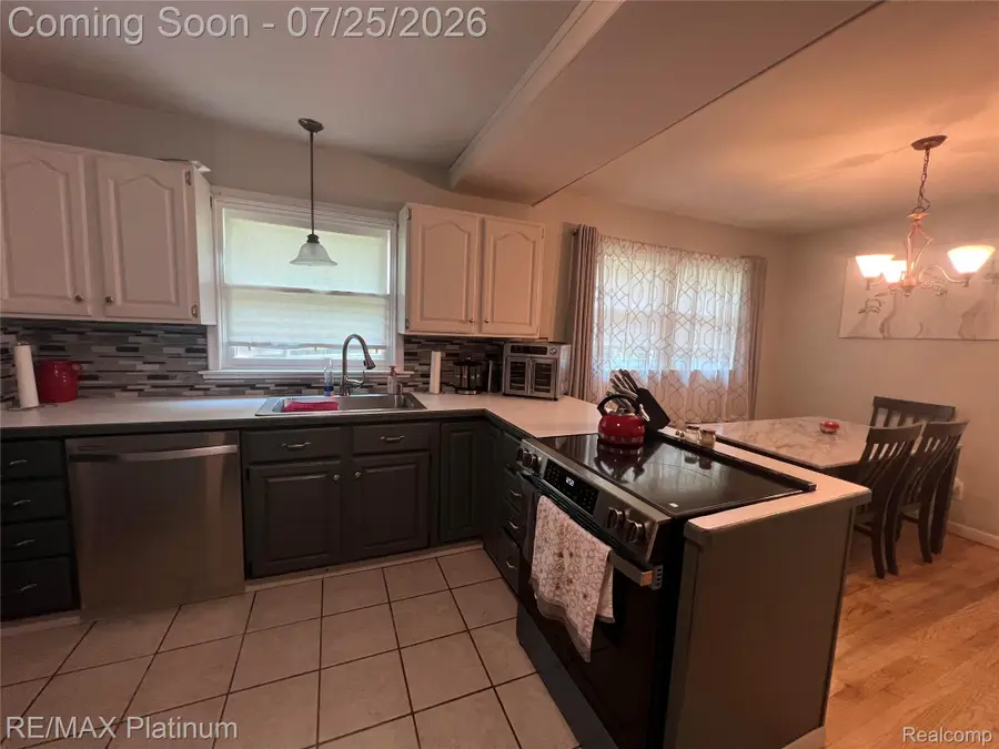 6725 Laurelton, Clarkston, MI 48346 - #3