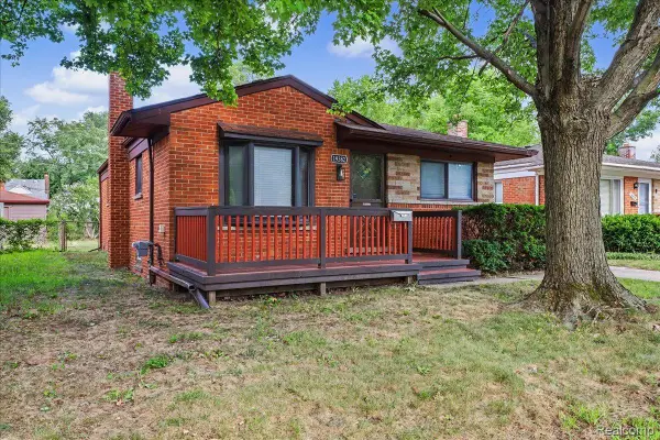 19382 Antago Street, Livonia, MI 48152