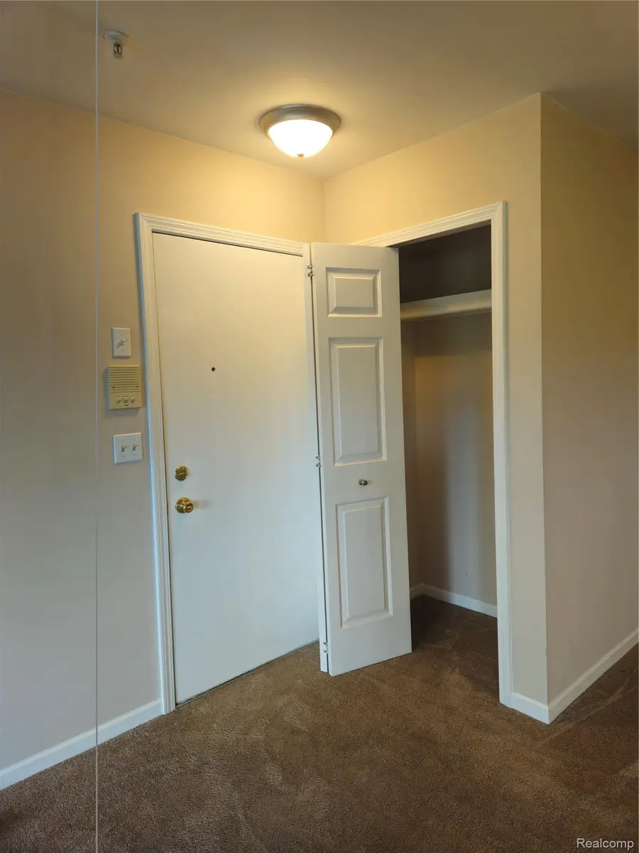 10161 Nancys Boulevard, Grosse Ile, MI 48138 - #3