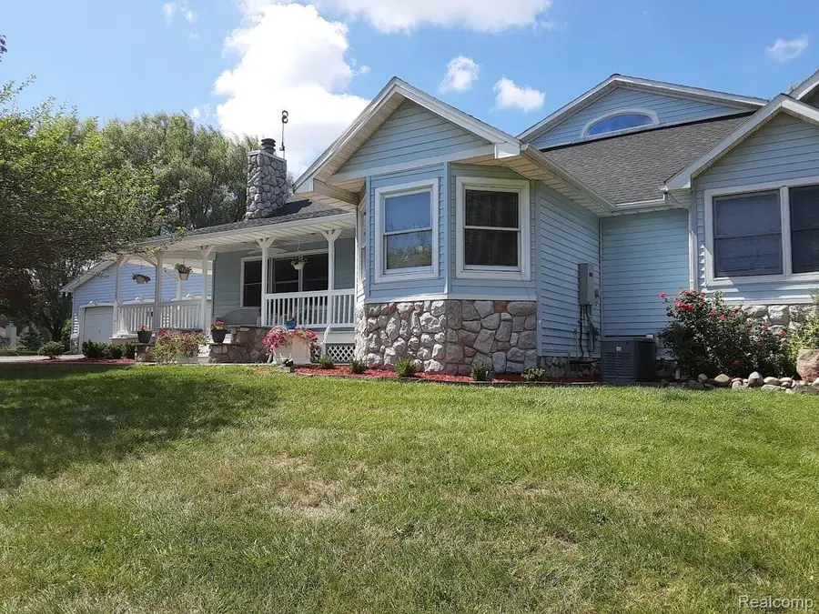 12401 Birchcrest Drive, Milford, MI 48380 - #2