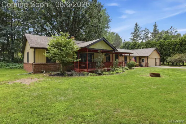 4550 Hummer Lake Road, Ortonville, MI 48462