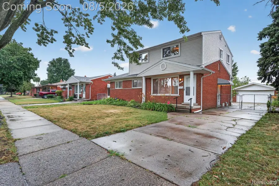8415 Christine Street, Warren, MI 48093 - #3
