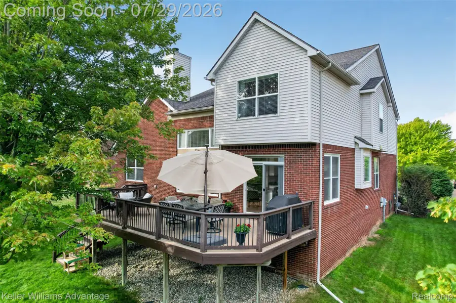 16971 Algonquin Drive, Northville, MI 48168 - #2