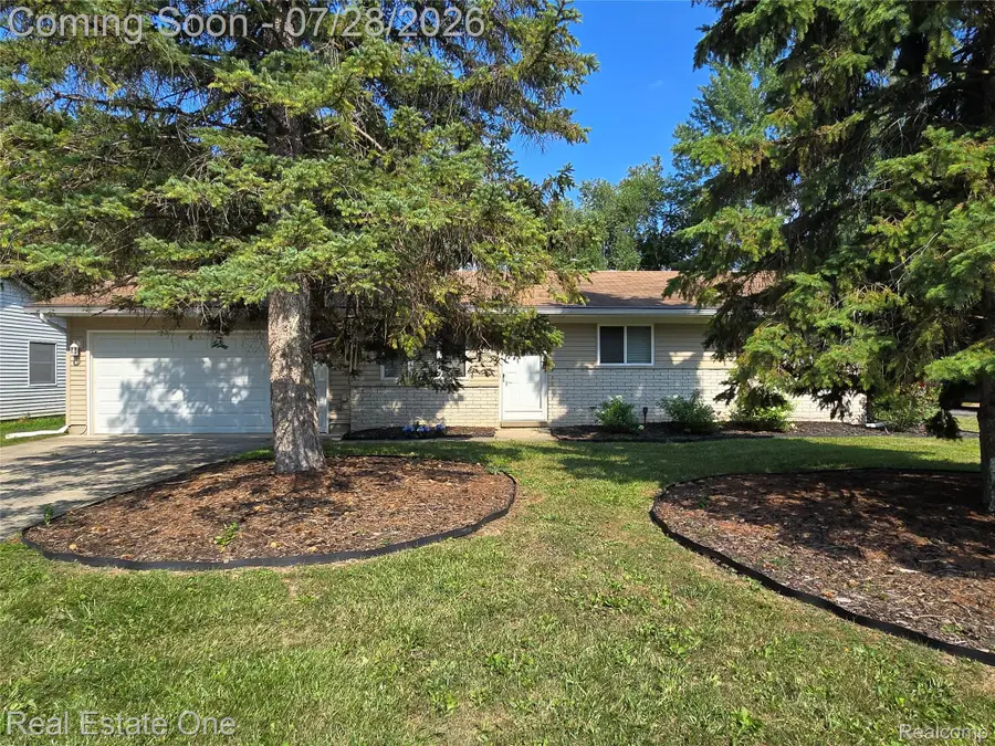 1708 Eastport Drive, Troy, MI 48083 - #2