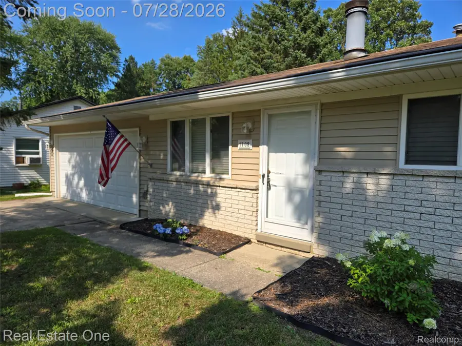 1708 Eastport Drive, Troy, MI 48083 - #3