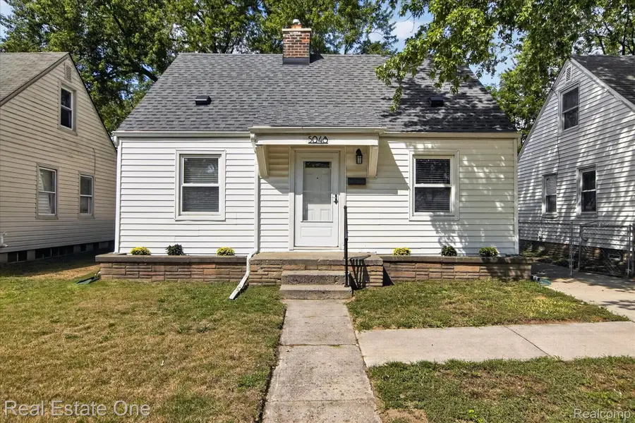 5048 Howe Road, Wayne, MI 48184 - #3