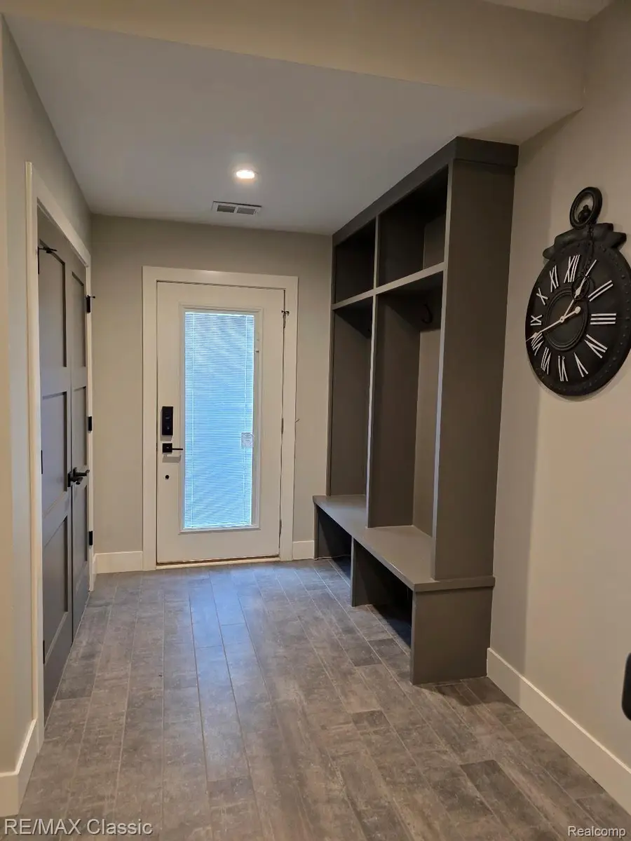 4225 W 14 Mile Road #Suite 100, Royal Oak, MI 48073 - #3