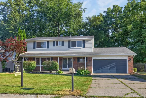 16072 Wrotham Court, ClintonTownship, MI 48038