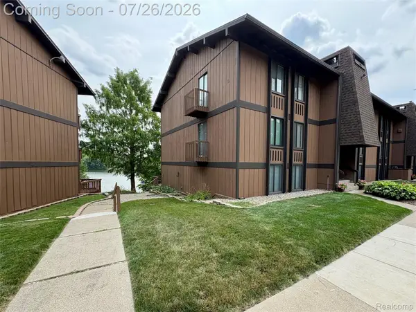1736 Grove Road #102, Ypsilanti, MI 48198