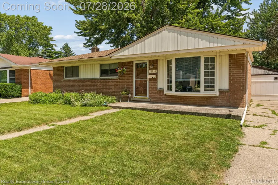 26256 Patricia Avenue, Warren, MI 48091 - #3