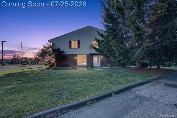 51116 S Foster Road, NewBaltimore, MI 48047
