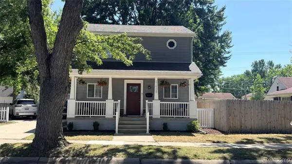 21908 Rosedale Street, StClairShores, MI 48080