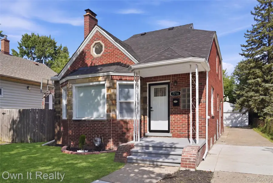 7716 Piedmont Street, Detroit, MI 48228 - #2