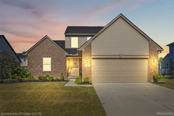 8107 N Hubbard Street, Westland, MI 48185
