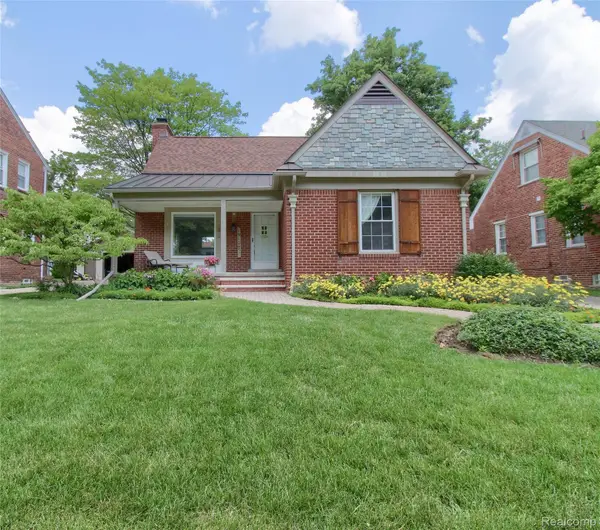 1910 Bonnieview Drive, RoyalOak, MI 48073