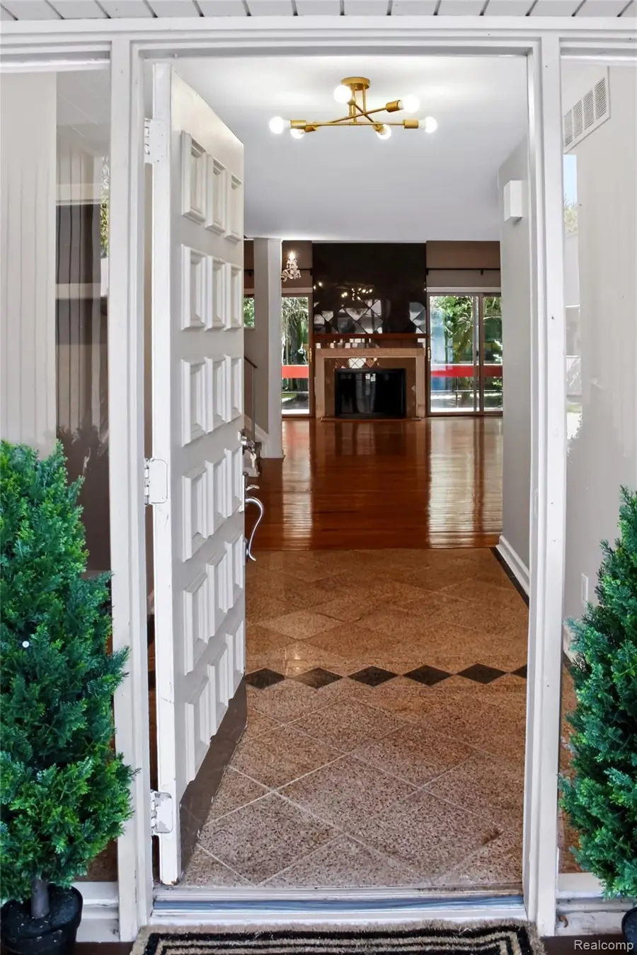 7364 Balsam Court Unit 32, West Bloomfield, MI 48322 - #3