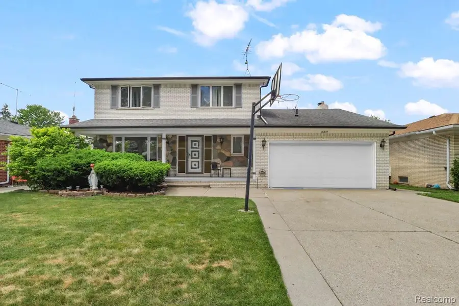 26449 Haverhill Drive, Warren, MI 48091 - #3