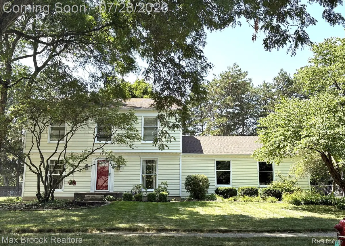 5443 Berwyck Drive, Troy, MI 48085 - #1