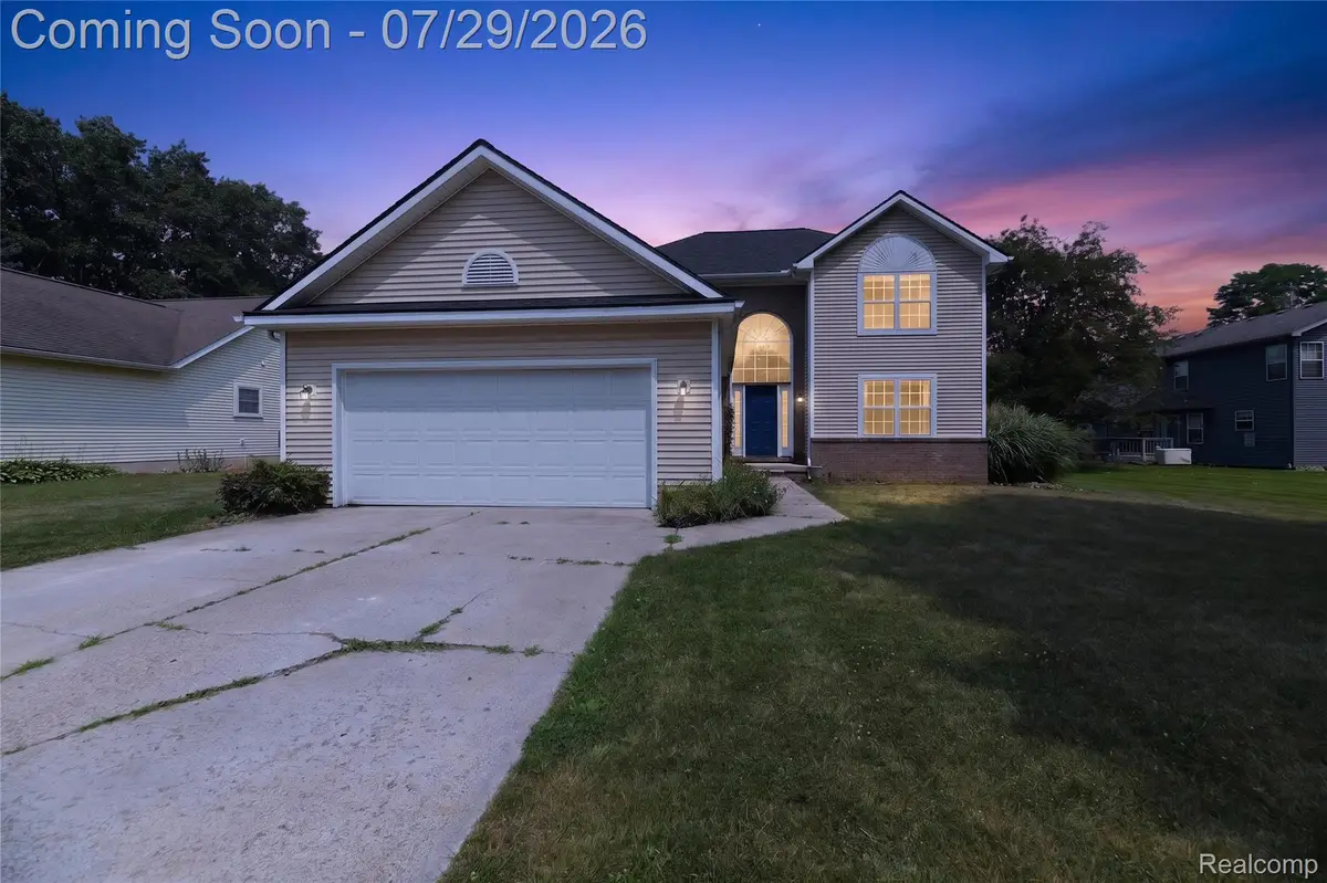 6452 Sandy Knoll, Linden, MI 48451 - #1