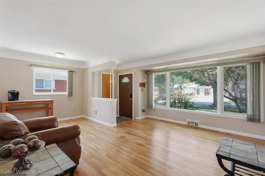 25123 Ward Street, Taylor, MI 48180 - #2