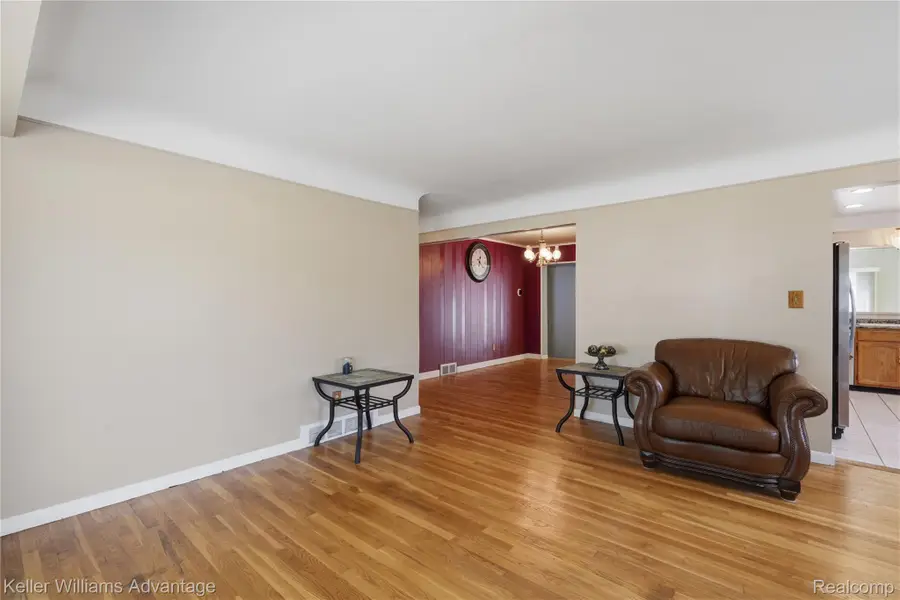 25123 Ward Street, Taylor, MI 48180 - #3