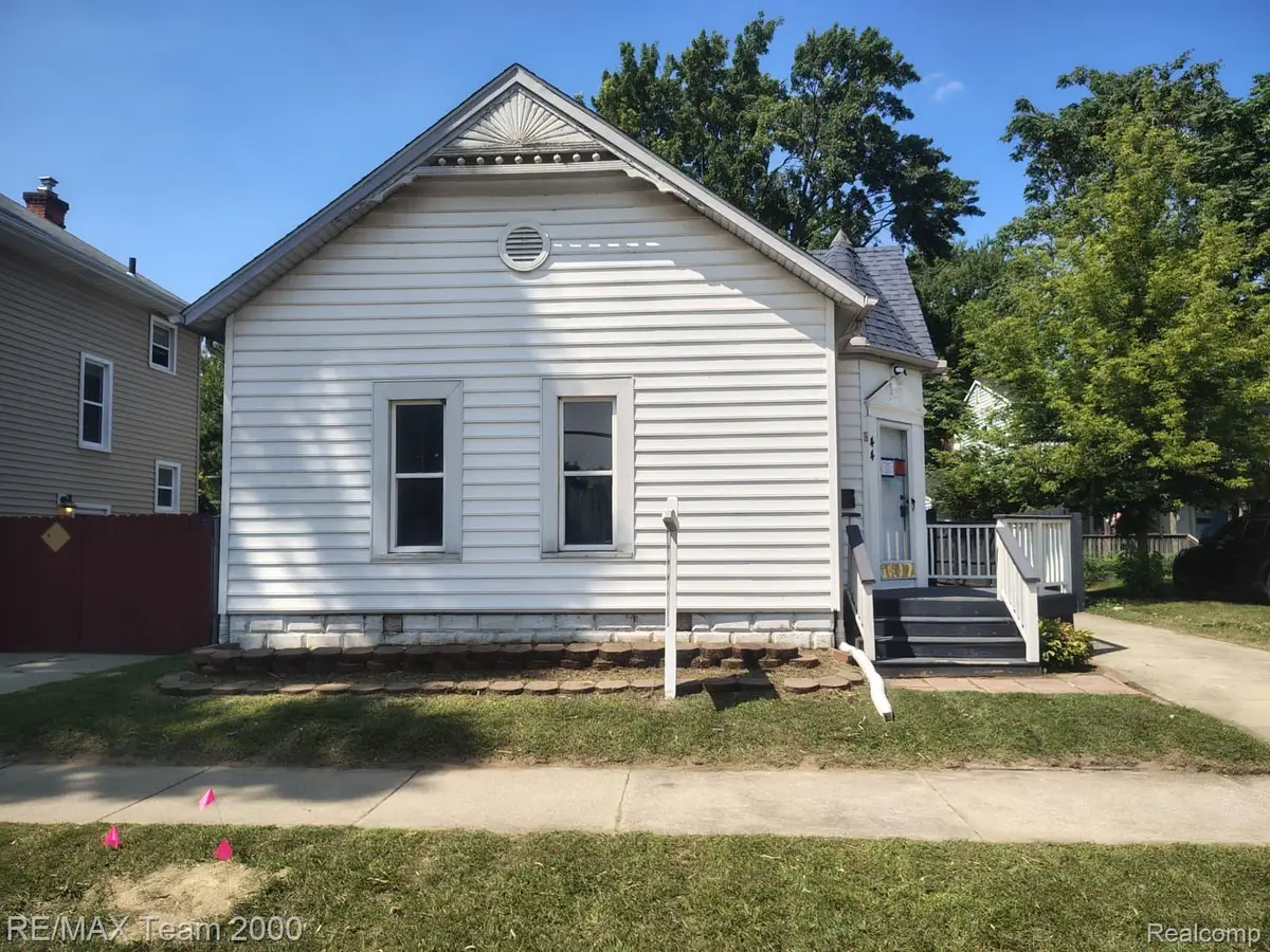 44 Union Street, Mount Clemens, MI 48043 - #1