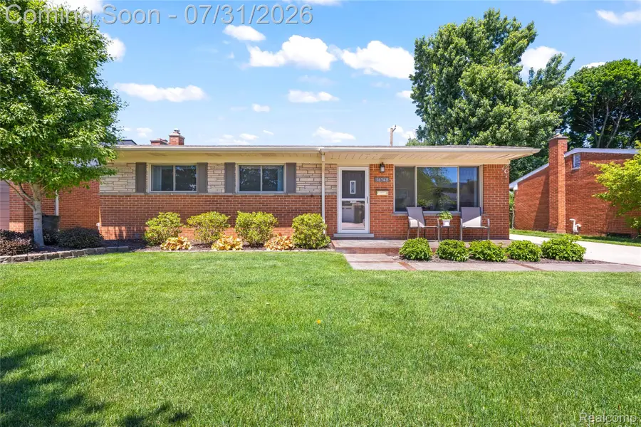 36548 Roycroft Street, Livonia, MI 48154 - #2