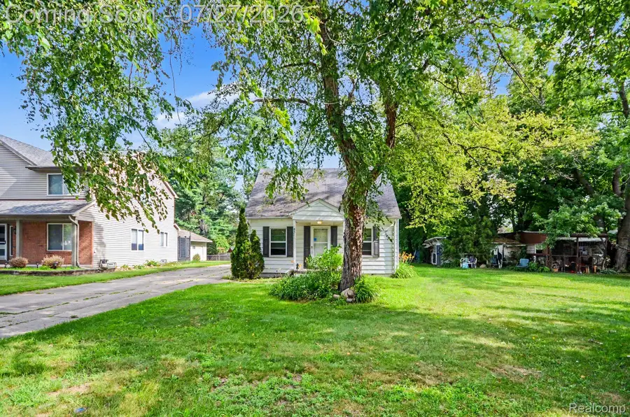 437 Hartland Drive, Troy, MI 48083 - #2