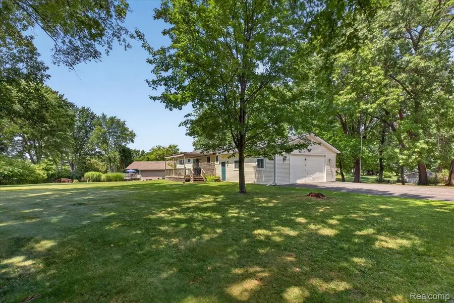 405 Hoag Drive, Orion, MI 48362 - #2