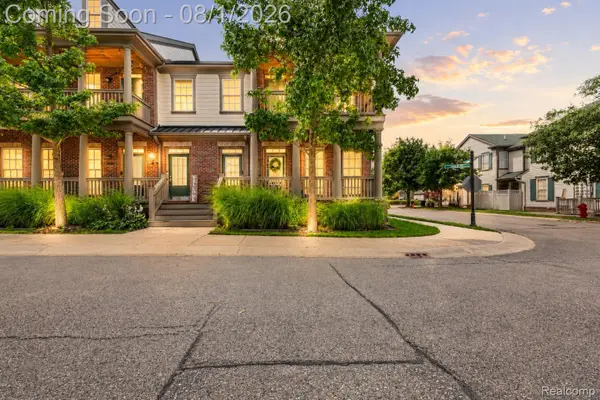 207 Jotham Avenue, AuburnHills, MI 48326