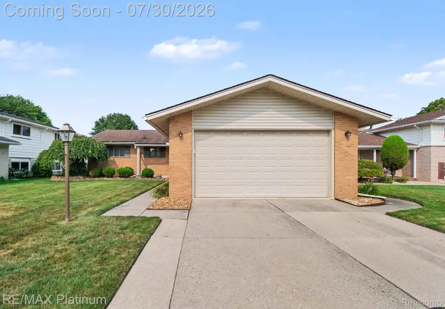 10882 Seavitt Drive, Allen Park, MI 48101 - #2