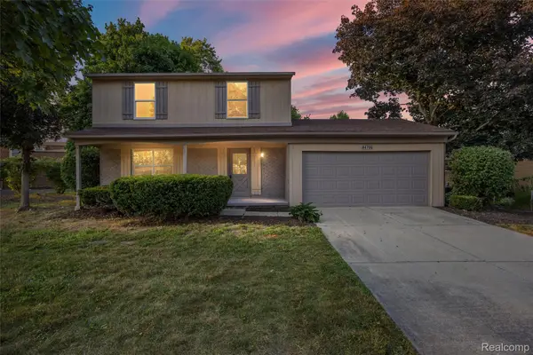 44756 Twyckingham Lane, Canton, MI 48187