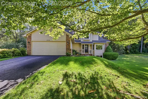 10106 Orchard Ridge Court, Holly, MI 48442