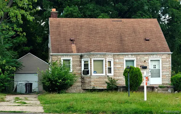 18660 Albert Street, Detroit, MI 48219
