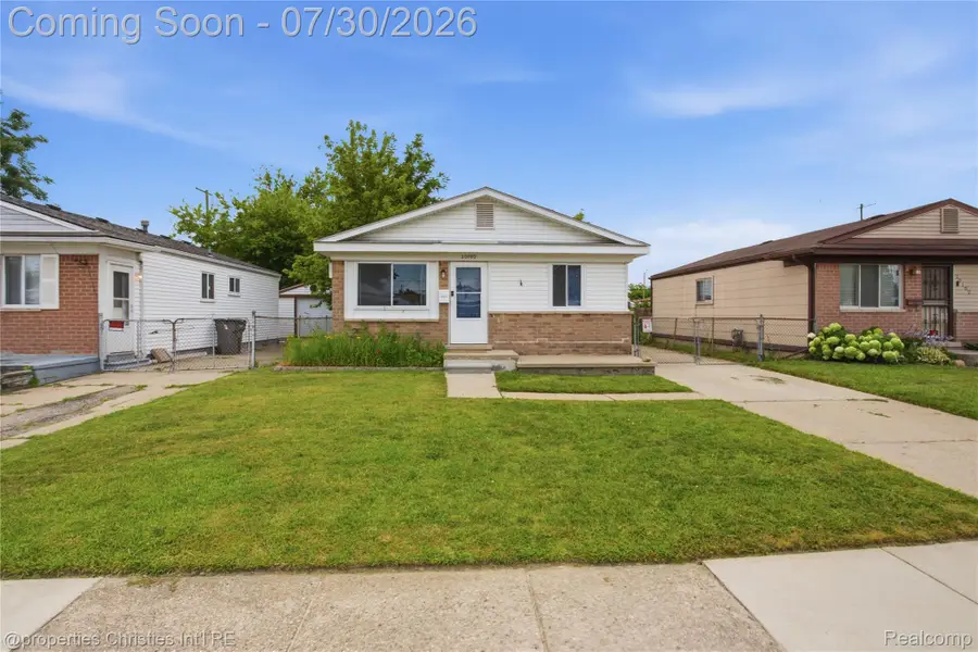 20190 Vermander Avenue, Clinton Township, MI 48035 - #3