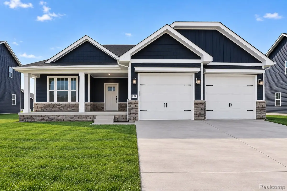 523 Round Rock Dr, Howell, MI 48843 - #1