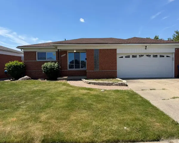 28653 Gilbert Drive, Warren, MI 48093
