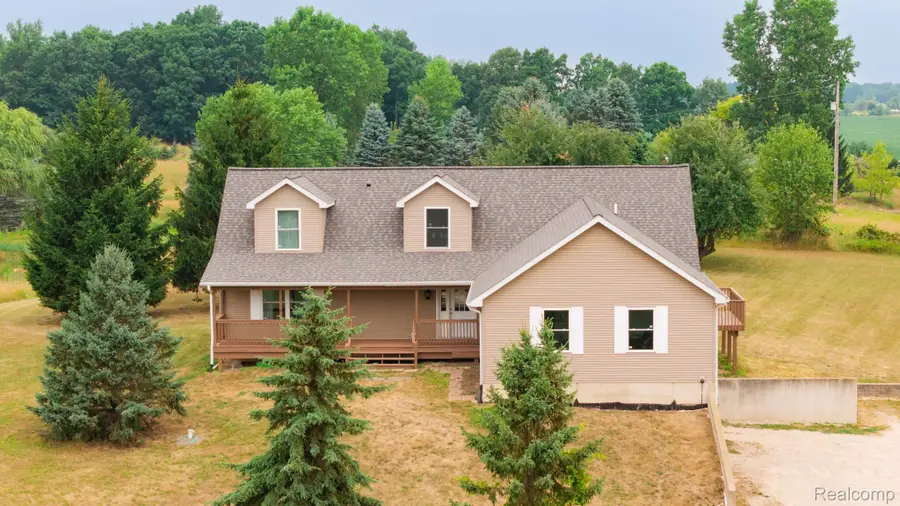 5795 E Centerline Road, Ovid, MI 48879 - #3
