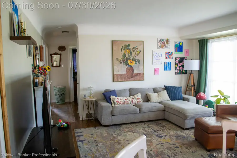 18441 Frazho Road, Roseville, MI 48066 - #2