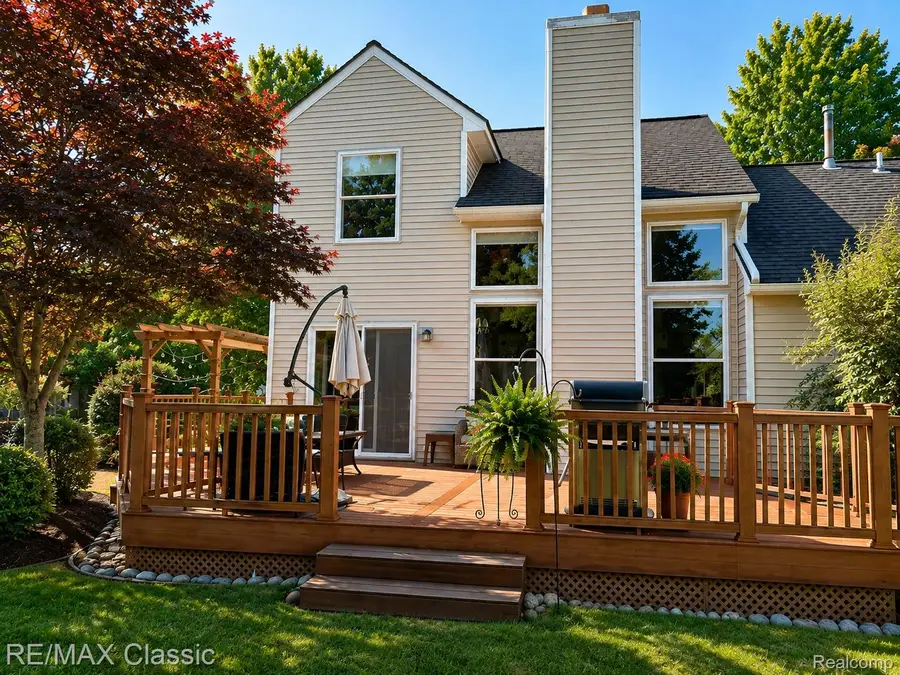 818 Yorick Path #11, Wixom, MI 48393 - #2