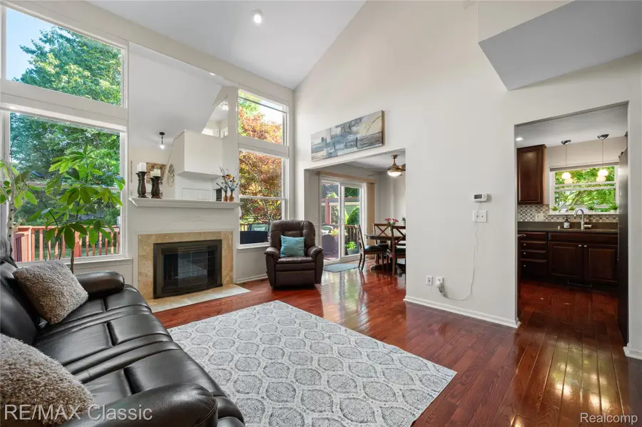818 Yorick Path #11, Wixom, MI 48393 - #3